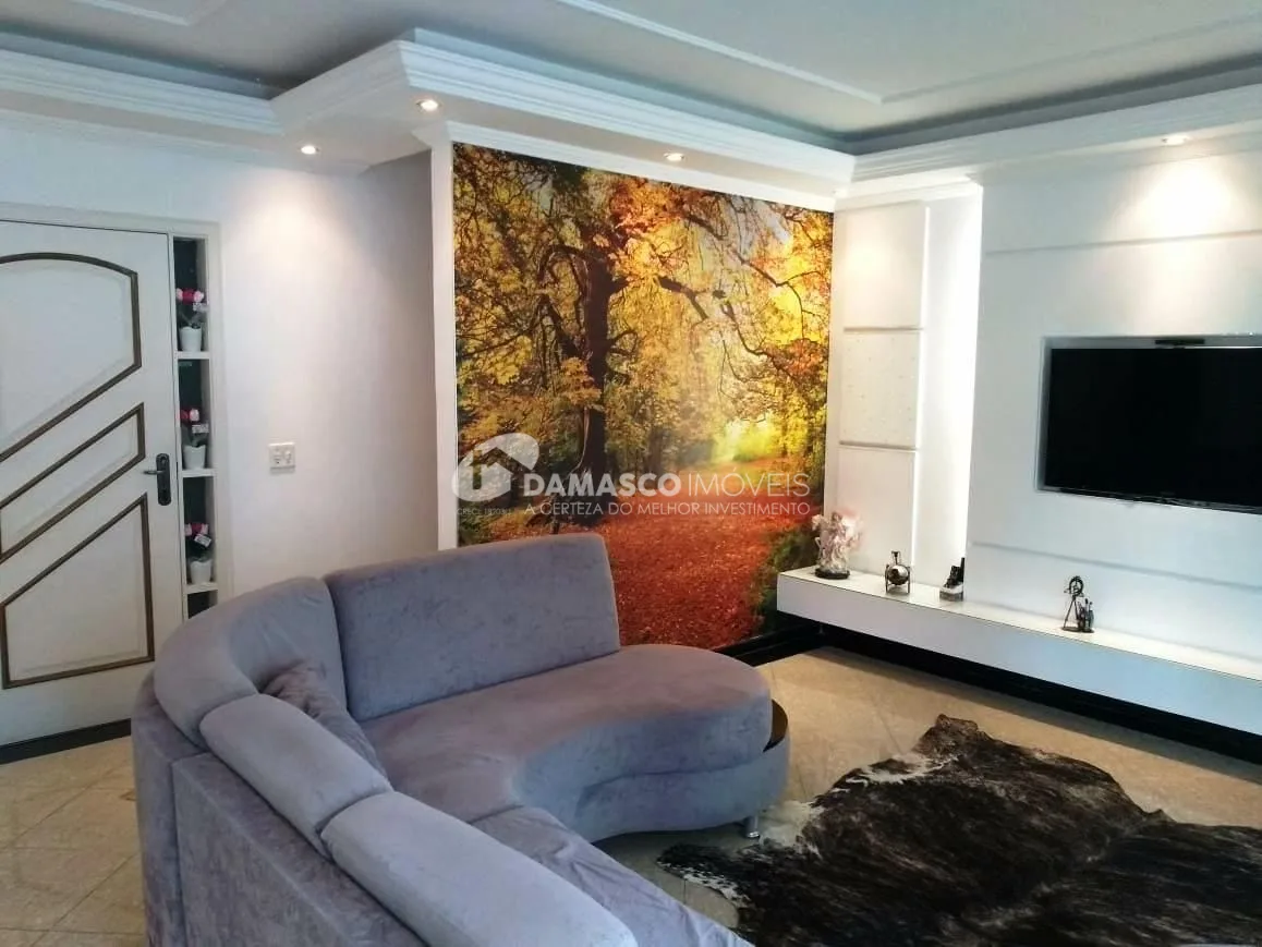 Sobrado à venda 3 Quartos, 1 Suite, 5 Vagas, 240M², Jardim, Santo André - SP