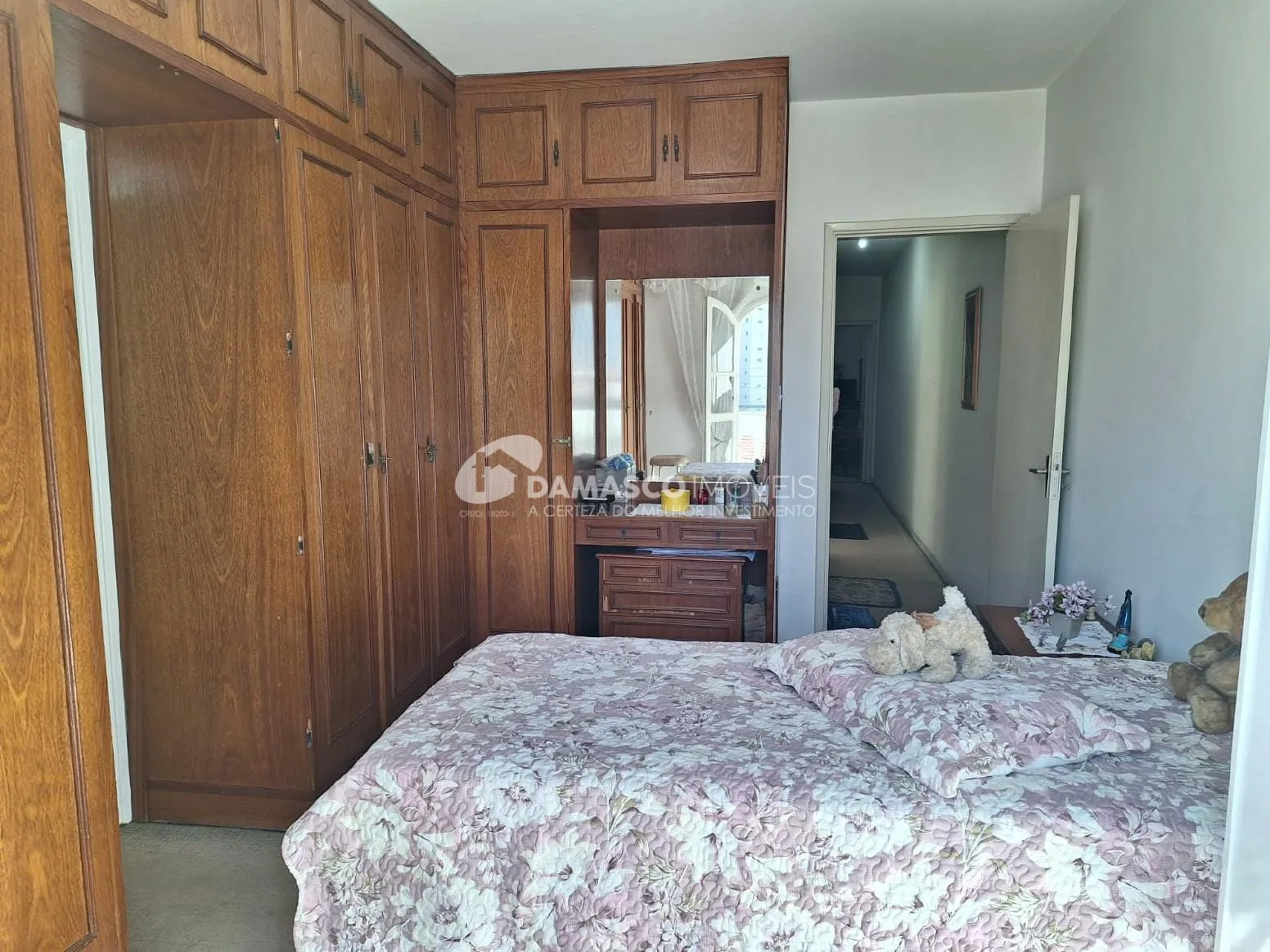 Sobrado à venda 3 Quartos, 1 Suite, 2 Vagas, Santa Maria, Santo André - SP