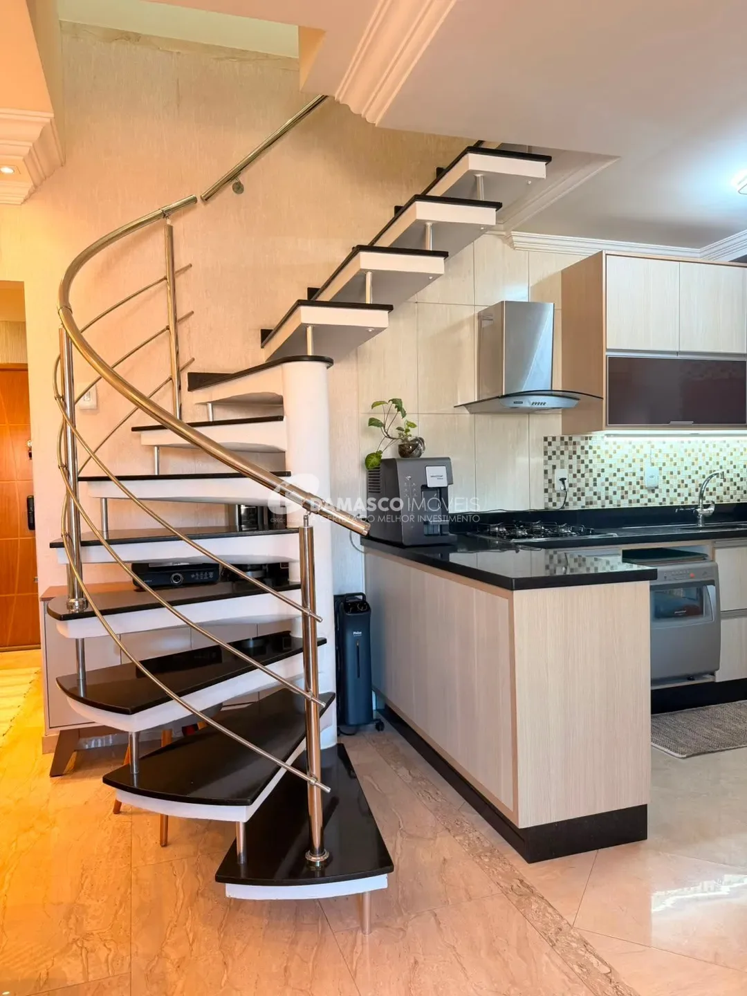 Cobertura com churrasqueira à venda no Nova Gerty | 134m² | 2 dormitórios | 1 suíte | São Caetano do Sul