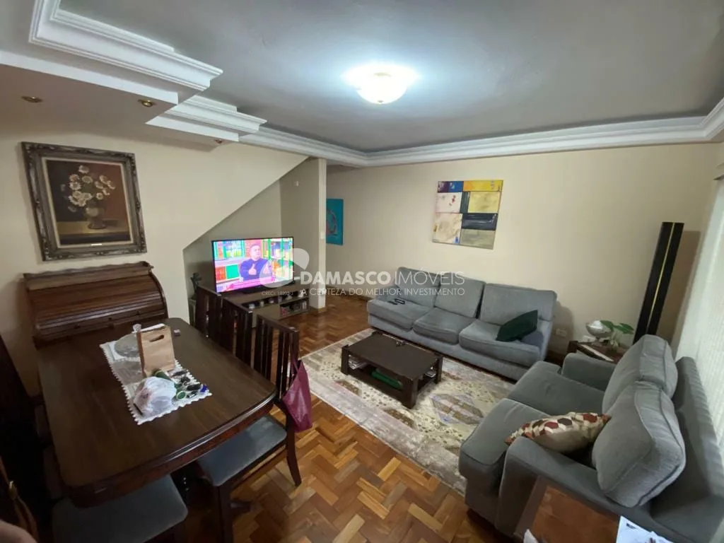 Sobrado à venda 3 Quartos, 1 Suite, 2 Vagas, 165M², Jardim, Santo André - SP