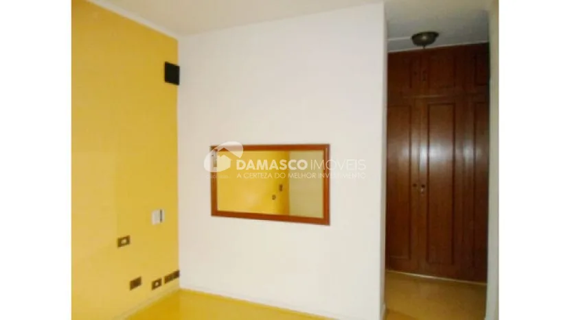Sobrado à venda 3 Quartos, 1 Suite, 4 Vagas, 140M², Jardim São Caetano, São Caetano do Sul - SP