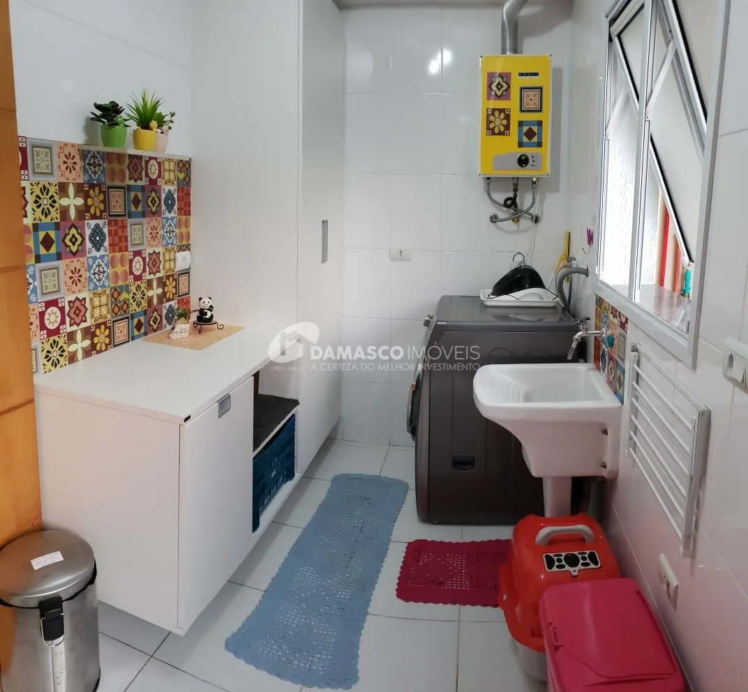 Sobrado à venda 4 Quartos, 1 Suite, 3 Vagas, 240M², Cerâmica, São Caetano do Sul - SP