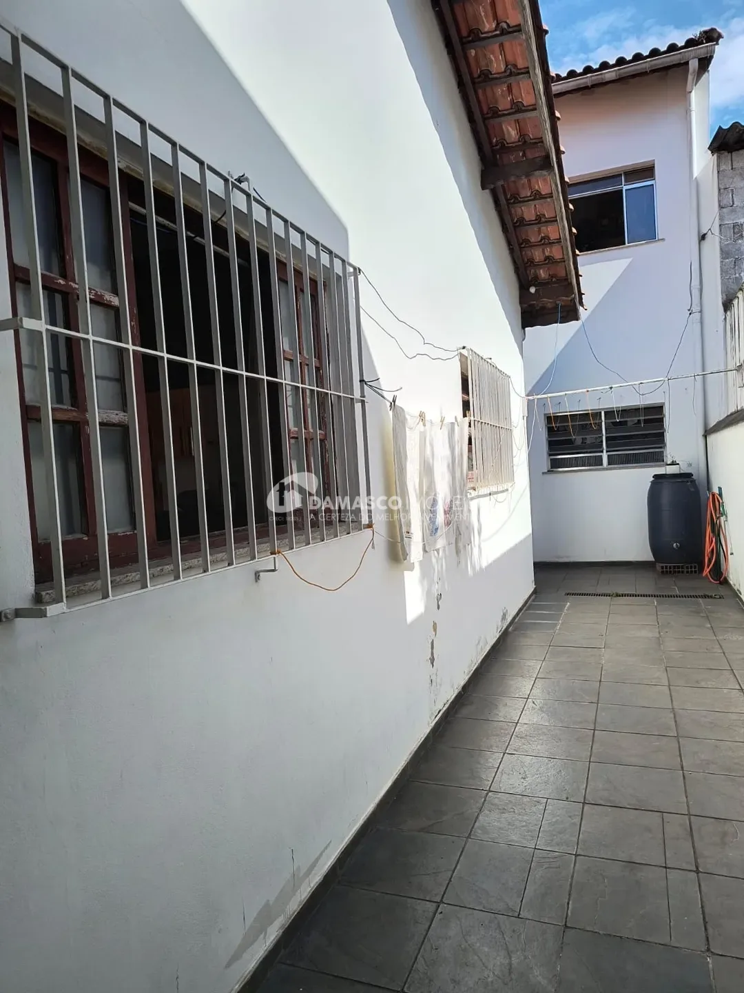 Casa à Venda no Santa Maria, Santo André | 400 m² de Terreno | 2 Dormitórios | 1 Suíte