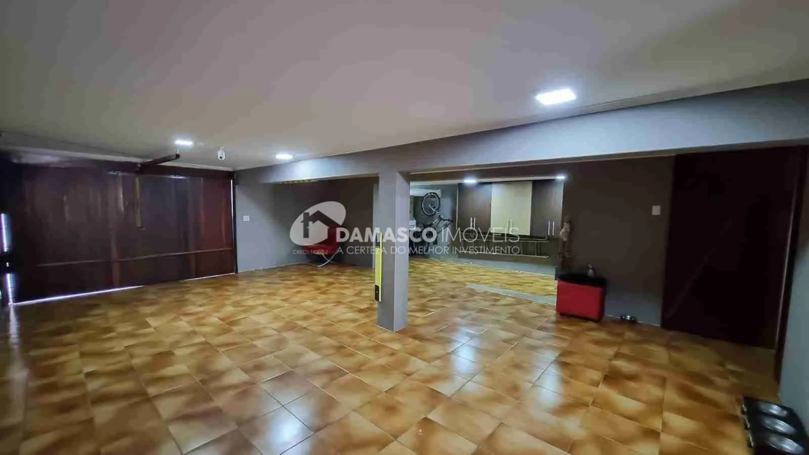 Casa de alto padrão à venda no Osvaldo Cruz | 442 m² | 3 dormitórios | Piscina | 4 vagas