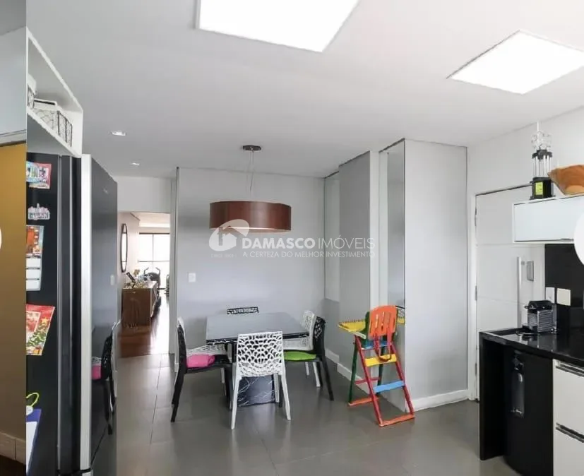 Apartamento à venda com 242 m² de área útil, com 4 dormitórios, sendo 2 suítes, 5 banheiros, Santa Paula, São Caetano do Sul, SP