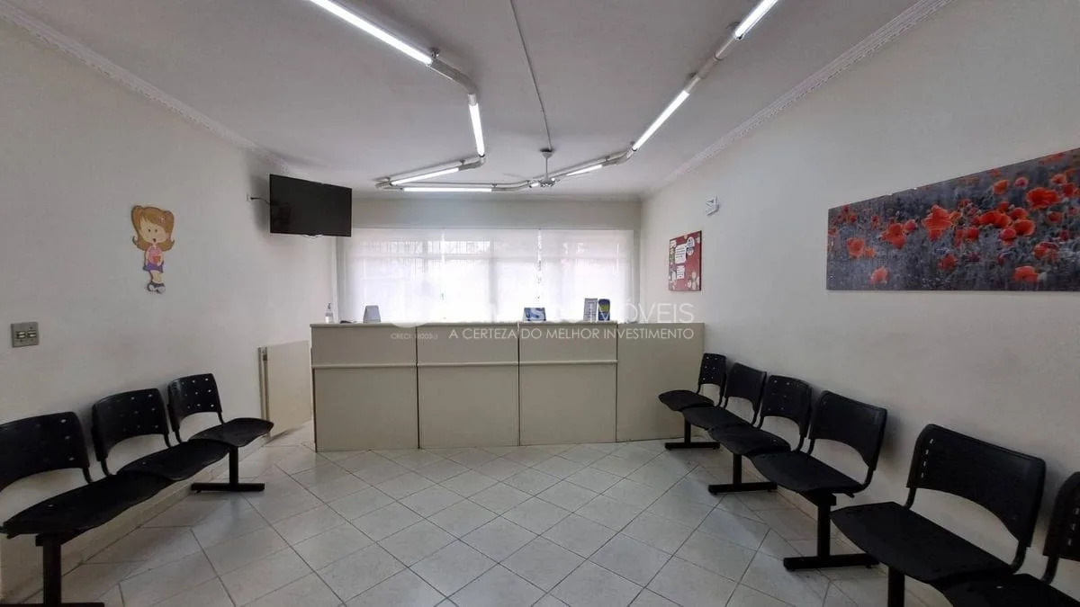 Sobrado à venda, 3 dorm (1suíte), 6 vagas, Olímpico