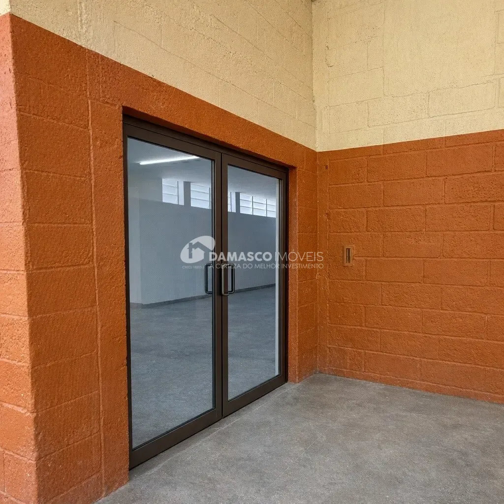 Locação de galpão novo, com 240m2 São Caetano do Sul, SP
