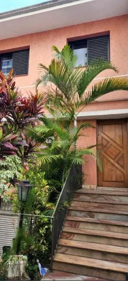 Sobrado à venda 3 Quartos, 1 Suite, 3 Vagas, 162M², Barcelona, São Caetano do Sul - SP