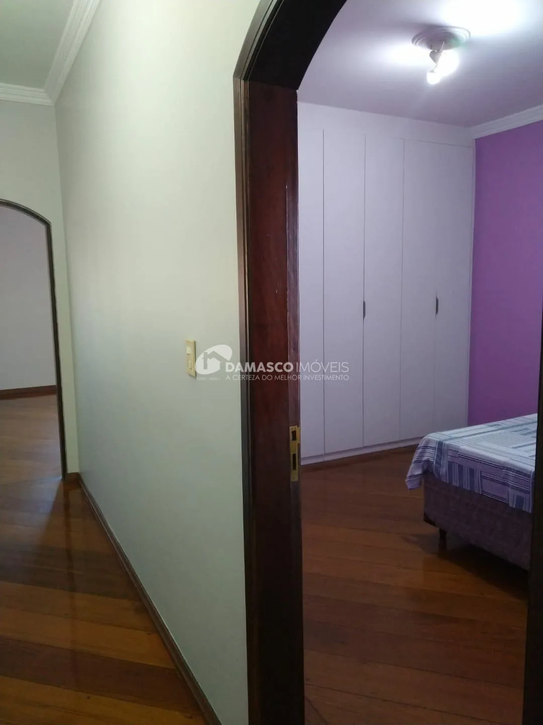 Sobrado à venda 2 Quartos, 1 Suite, 6 Vagas, 345M², Nova Gerty, São Caetano do Sul - SP