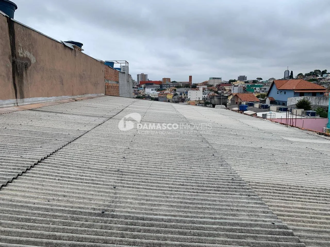 Galpão à Venda na Vila Califórnia, São Paulo | Terreno de 500 m² | Entradas Independentes