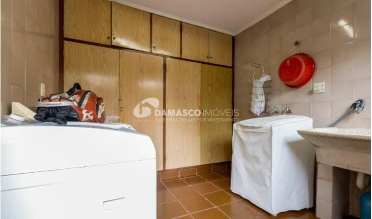 Sobrado à venda 3 Quartos, 1 Suite, 3 Vagas, 450M², Santa Paula, São Caetano do Sul - SP