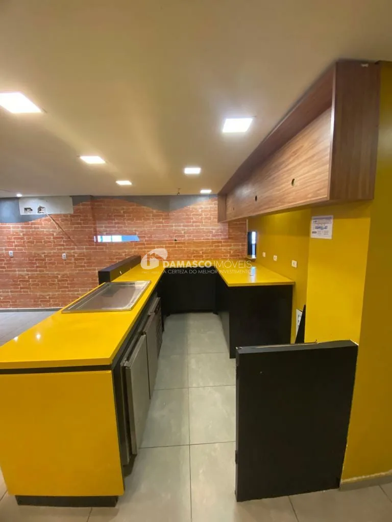 Sobrado comercial com moradia / local ótimo na Av. Presidente Kennedy - SCSul