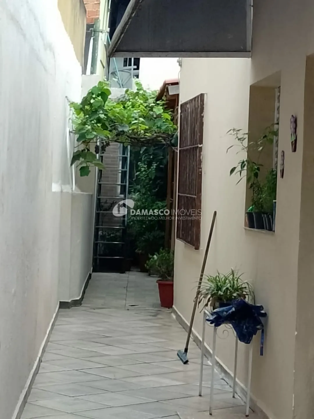 Casa à venda 2 Quartos, 1 Vaga, Vila Palmares, Santo André - SP