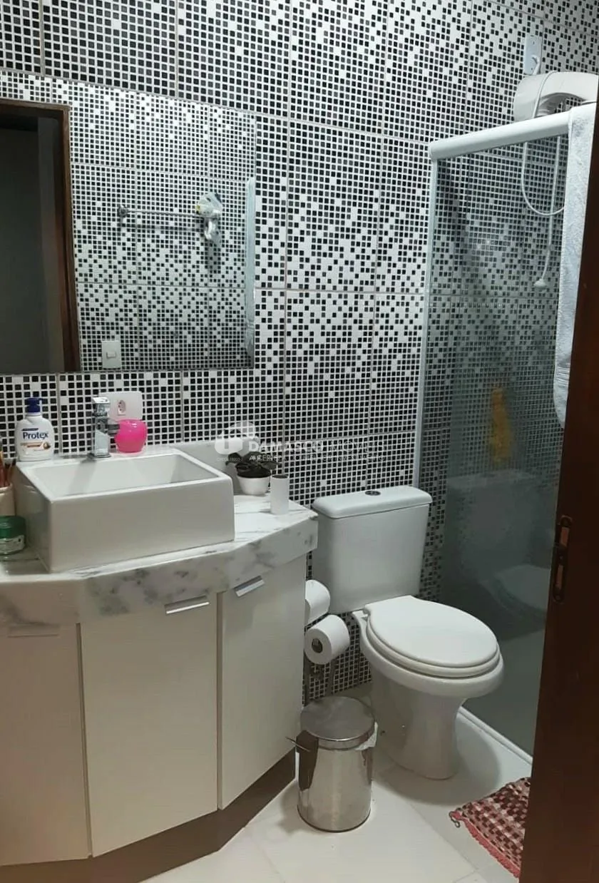 Chácara à venda 4 Quartos, 3 Suítes, 10 Vagas, Horto F Dois, Mairinque - SP