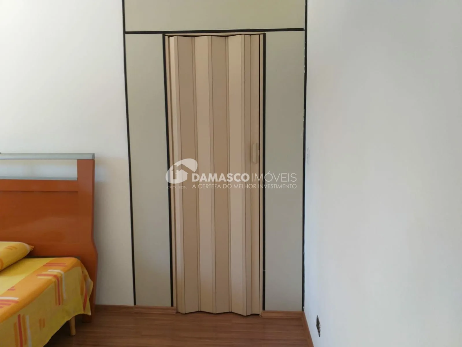 Sobrado à venda 3 Quartos, 2 Suites, 4 Vagas, 330M², Santa Maria, Santo André - SP
