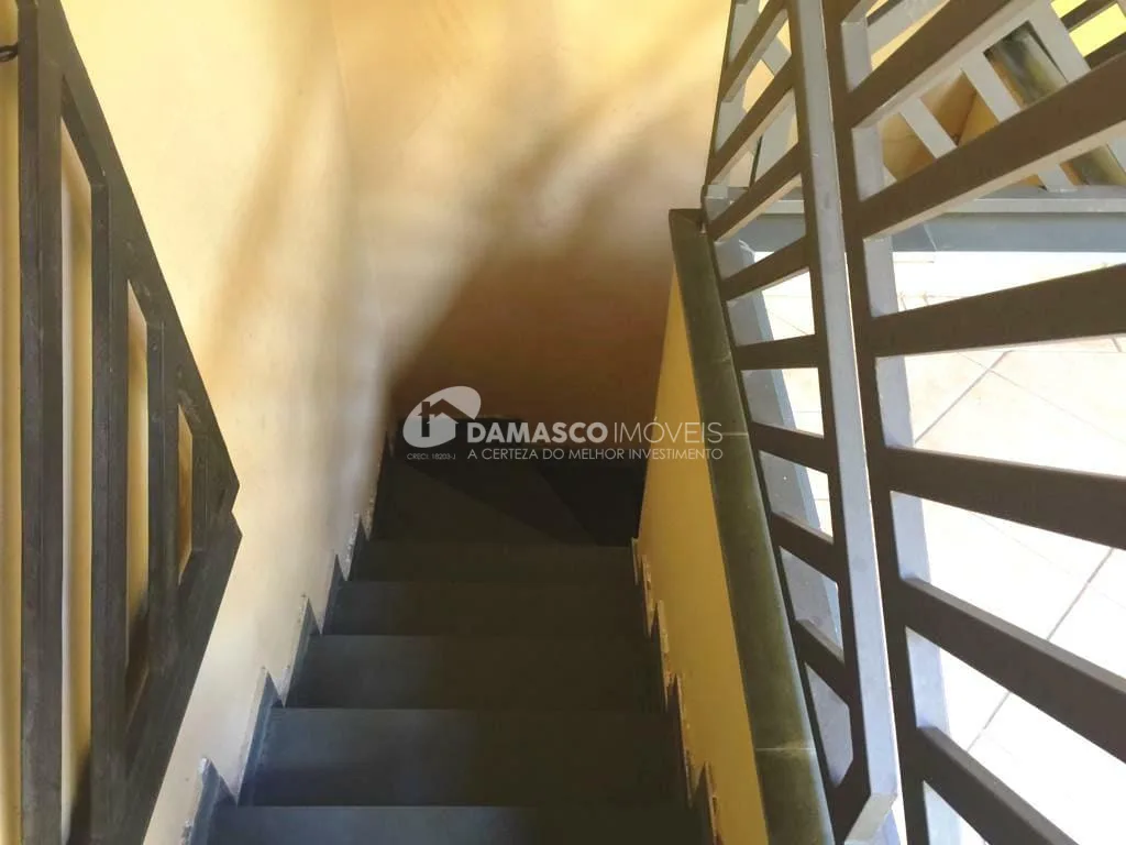 Sobrado para Venda 4 Quartos, 1 Suite, 4 Vagas, Nova Gerty, São Caetano do Sul - SP