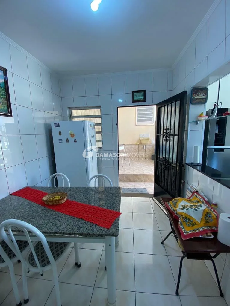 Sobrado à venda 3 Quartos, 1 Suite, 3 Vagas, 222M², Vila Palmares, Santo André - SP
