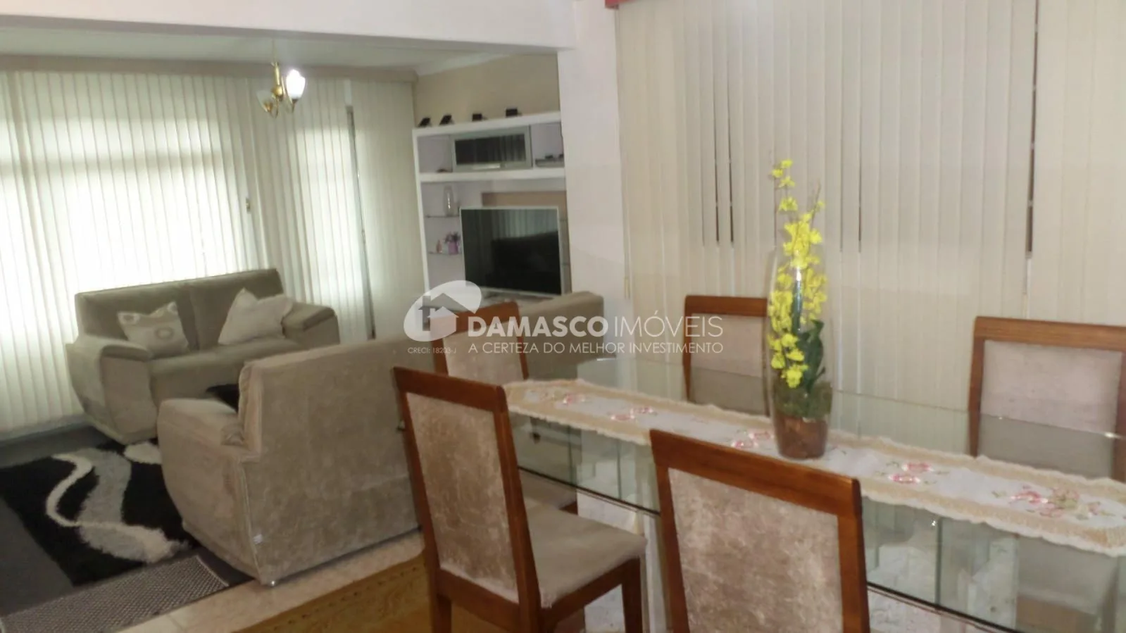 Sobrado à venda 3 Quartos, 2 Vagas, 215M², Jardim Guairaca, São Paulo - SP