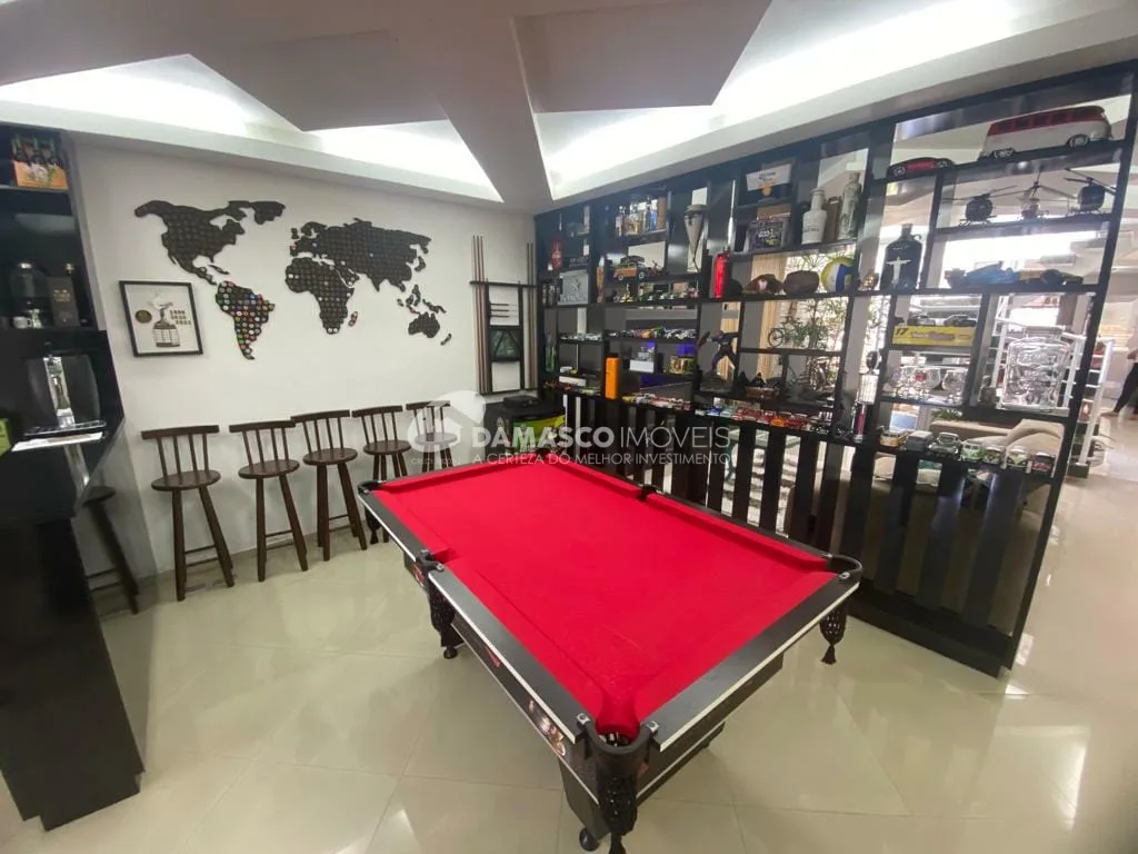 Sobrado à venda 3 Quartos, 3 Suites, 4 Vagas, 347M², Campestre, Santo André - SP