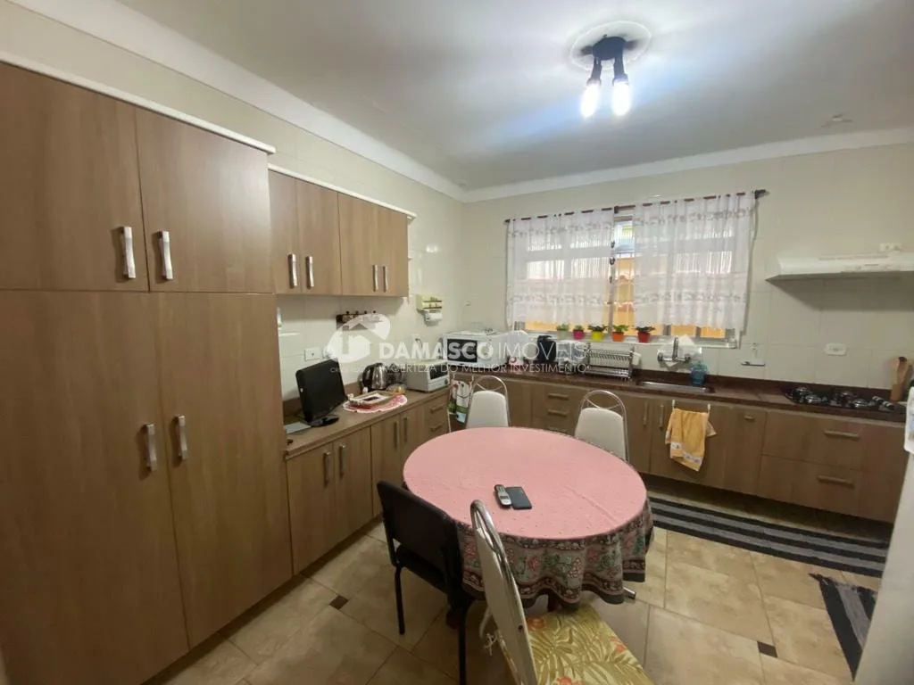 Casa à venda 2 Quartos, 3 Vagas, 258M², Campestre, Santo André - SP