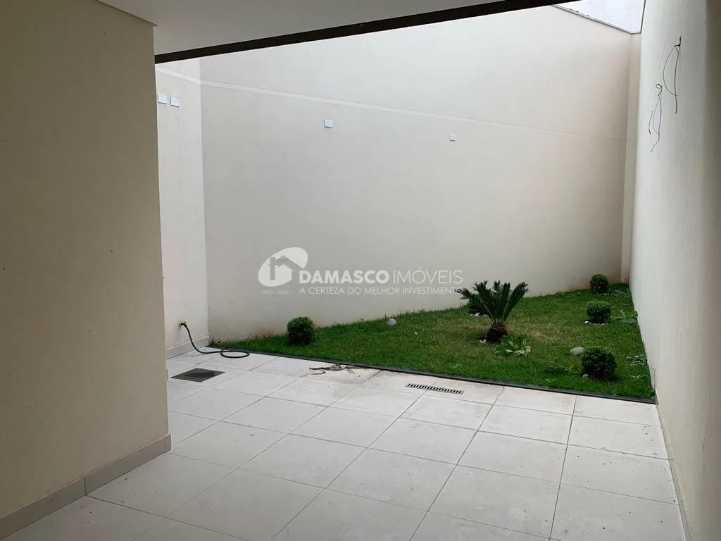 Sobrado à venda 3 Quartos, 3 Suites, 4 Vagas, Campestre, Santo André - SP