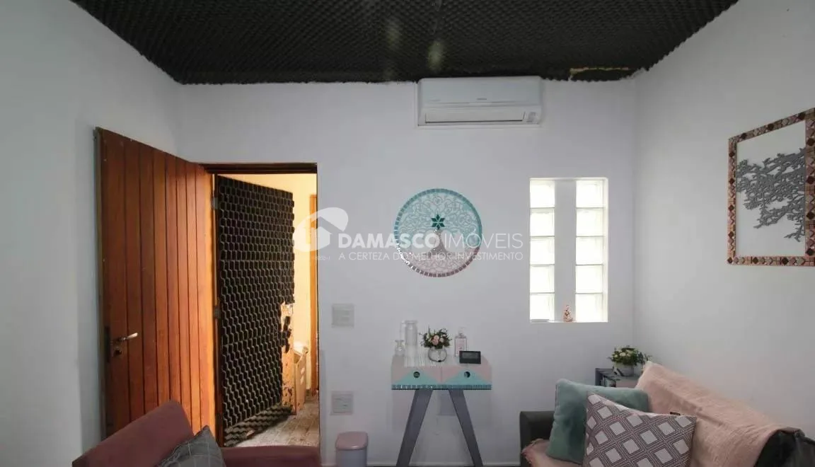 Sobrado à venda 4 Quartos, 1 Suite, 3 Vagas, 240M², Cerâmica, São Caetano do Sul - SP