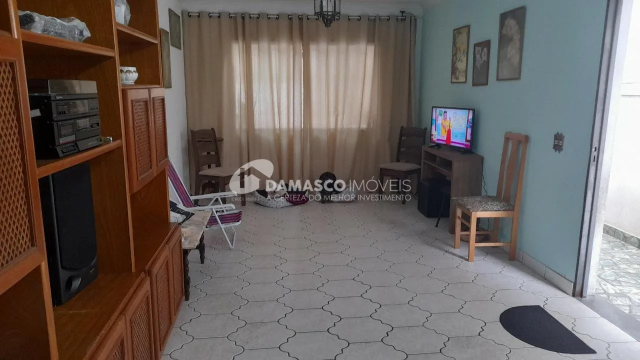 Sobrado à venda 3 Quartos, 1 Suite, 2 Vagas, 190M², Vila Lúcia, São Paulo - SP