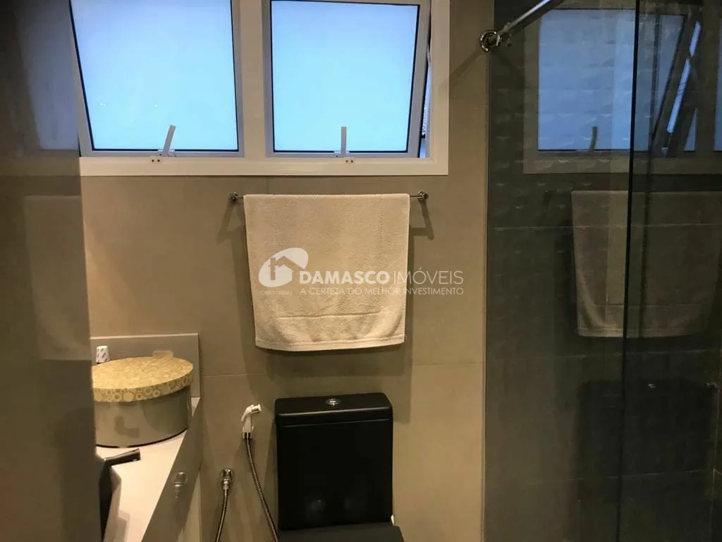 Sobrado à venda 4 Quartos, 3 Suites, 5 Vagas, Jardim São Caetano, São Caetano do Sul - SP