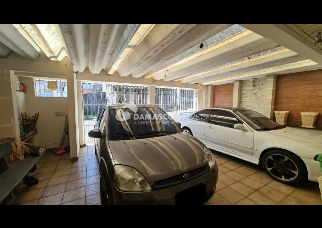 Casa à venda 2 Quartos, 1 Suite, 4 Vagas, 174M², Santa Maria, Santo André - SP