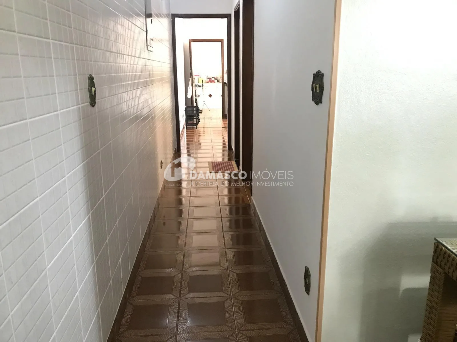 Sobrado à venda 4 Quartos, 1 Suite, 2 Vagas, 257M², Vila Palmares, Santo André - SP