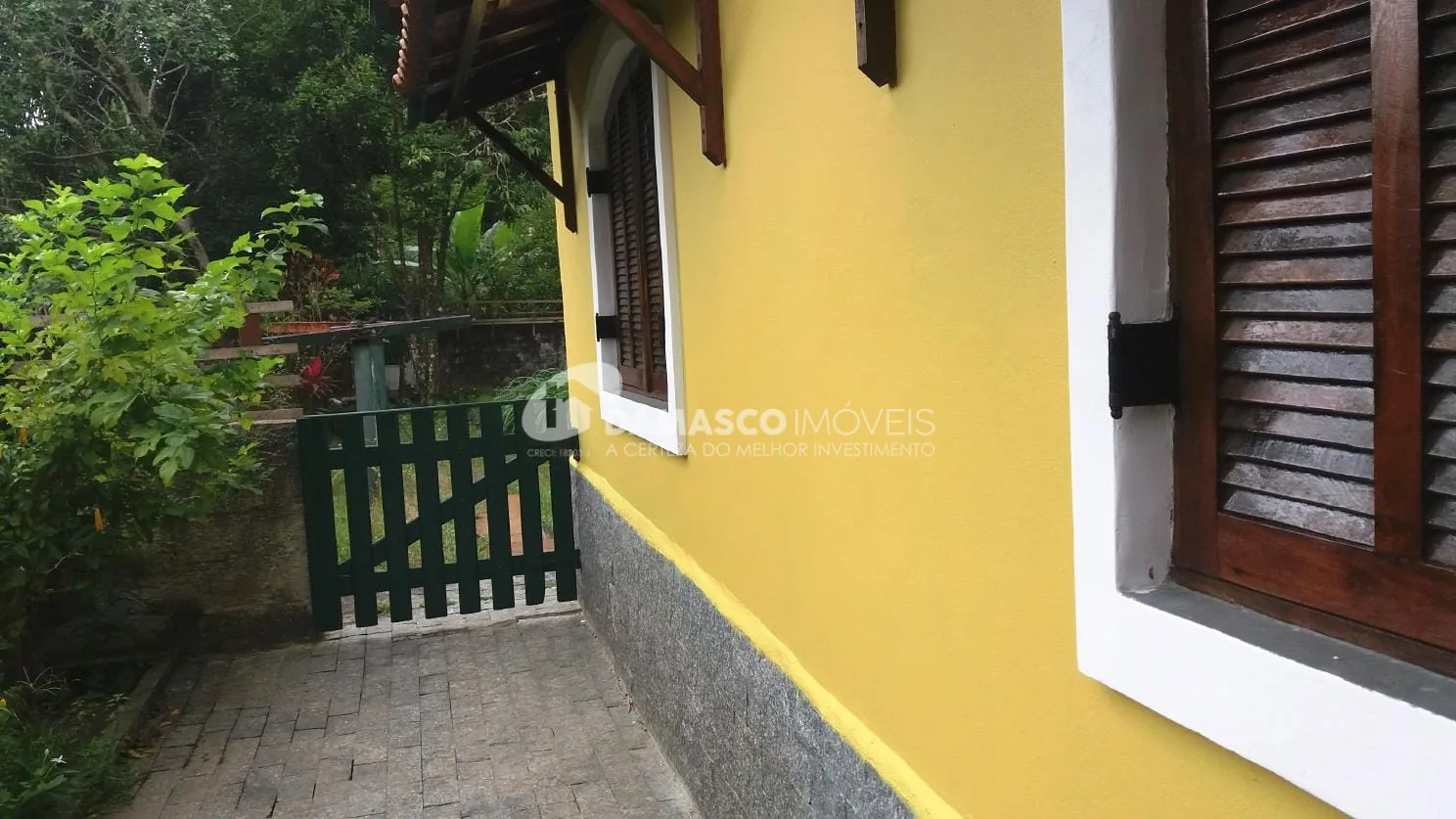Casa à venda 3 Quartos, 1 Suite, 6 Vagas, Guaraú, Peruíbe - SP