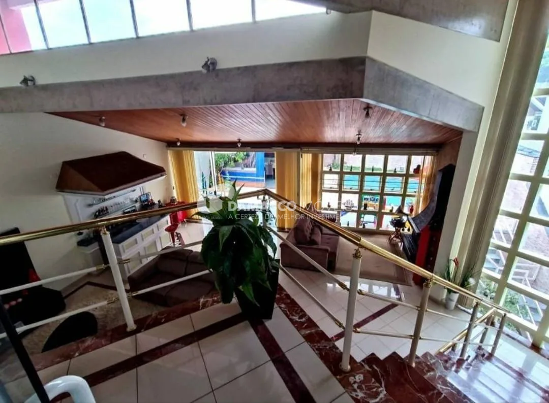Sobrado à venda 3 Quartos, 3 Suites, 349M², Jardim São Caetano, São Caetano do Sul - SP