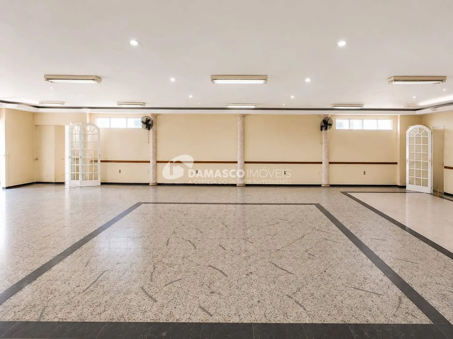 Salão para Locação 300M², Fundação, São Caetano do Sul - SP