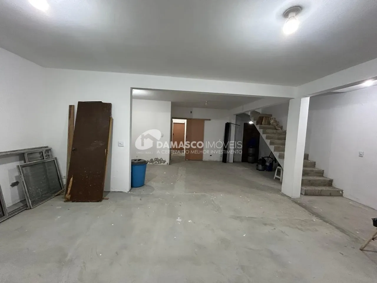 Sobrado à venda no Santa Paula | 176 m² | 2 dormitórios | 1 suíte | 4 vagas