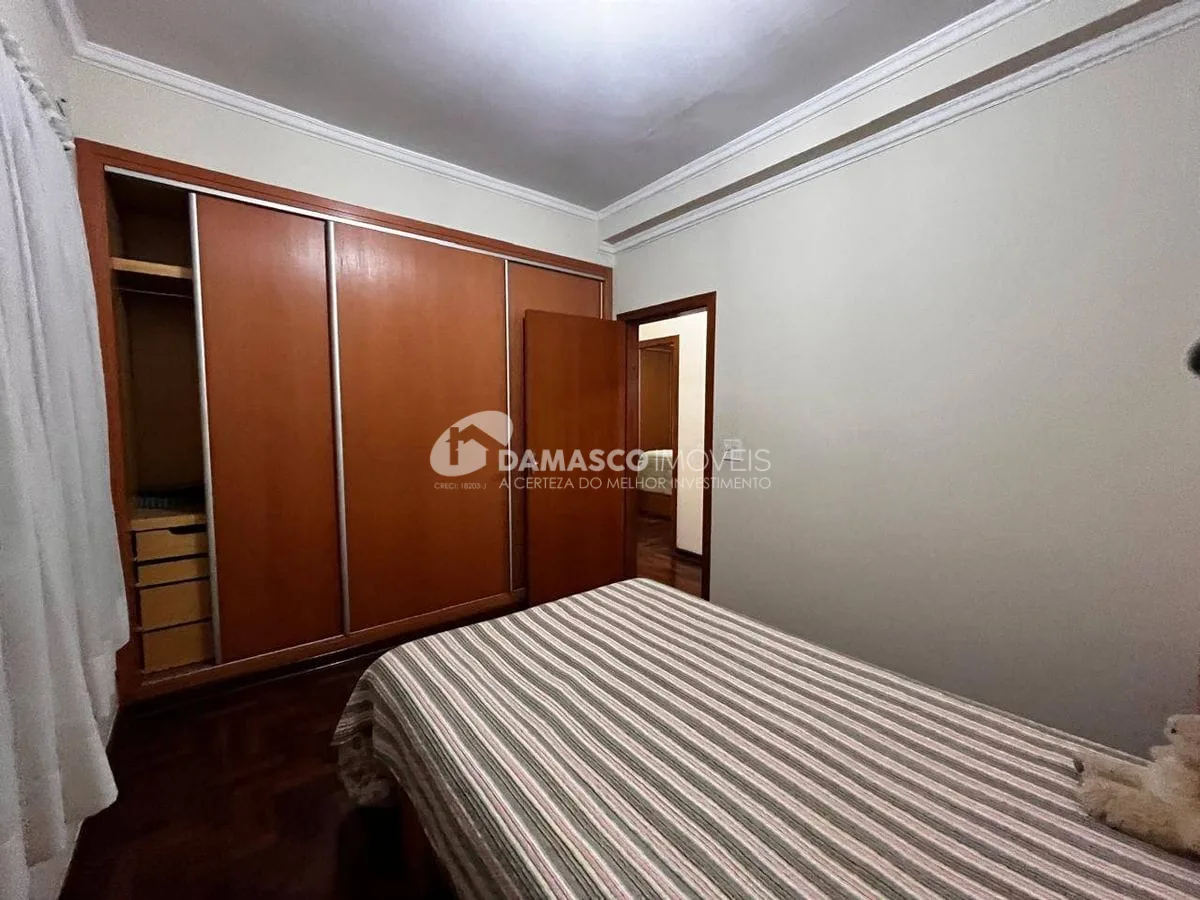 Casa térrea, 3 quartos, 3 vagas, a  venda - Vila Alpina SP