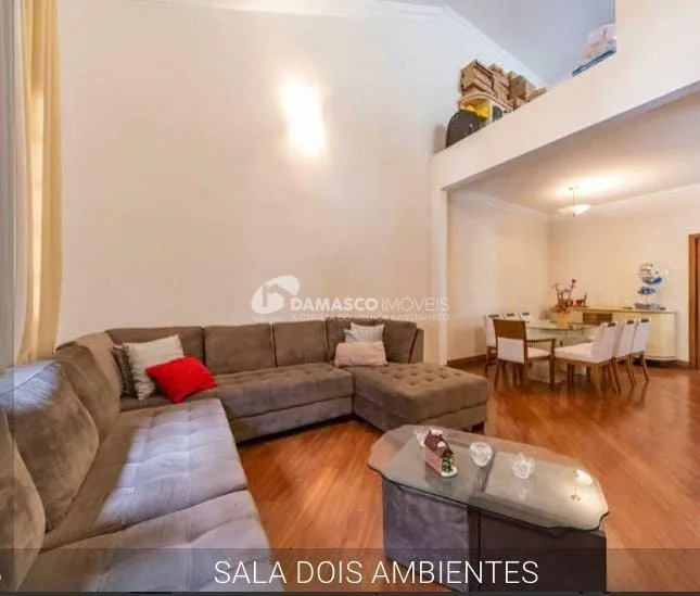 Casa à venda 3 Quartos, 1 Suite, 3 Vagas, 220M², Barcelona, São Caetano do Sul - SP