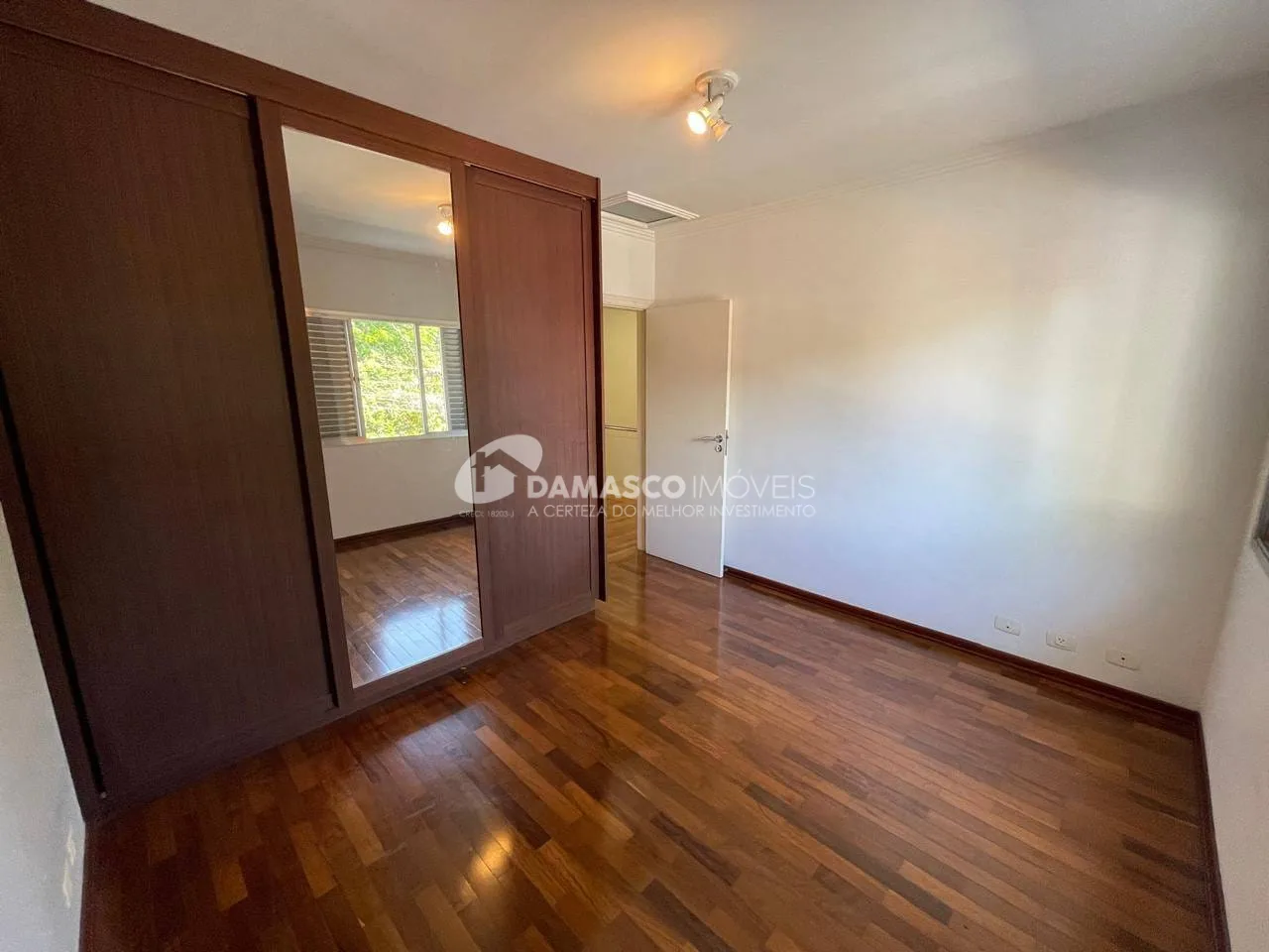 Sobrado à venda, Vila Regente Feijó, São Paulo, SP