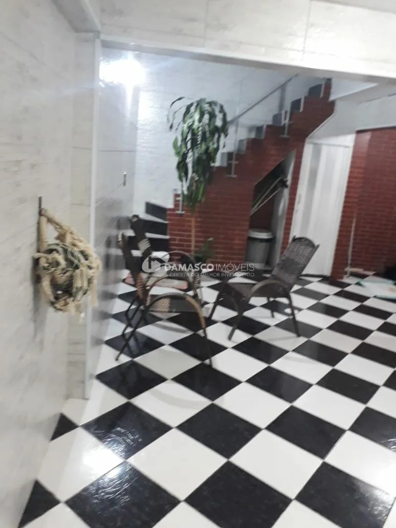 Sobrado à venda 3 Quartos, 2 Vagas, 215M², Jardim Guairaca, São Paulo - SP