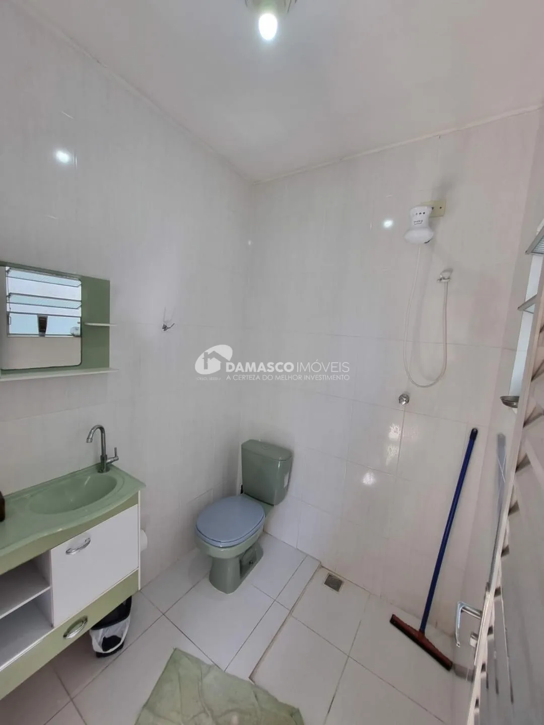 Casa à venda 2 Quartos, 2 Vagas, Rudge Ramos, São Bernardo do Campo - SP