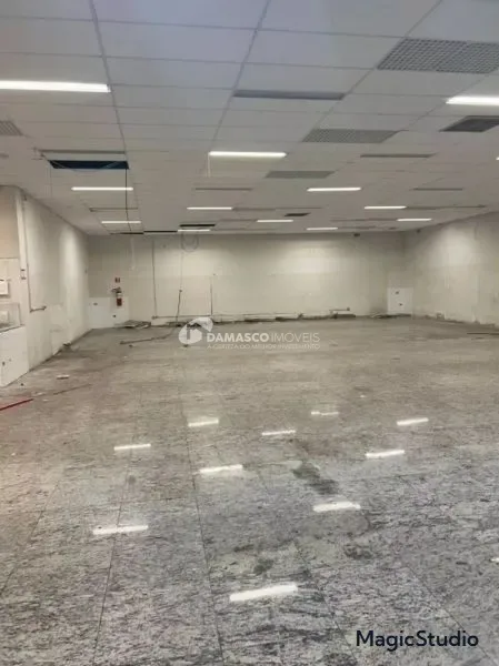 Salão Comercial com 604m² de área construída para locação, em local estratégico, Bairro Barcelona, São Caetano do Sul, SP