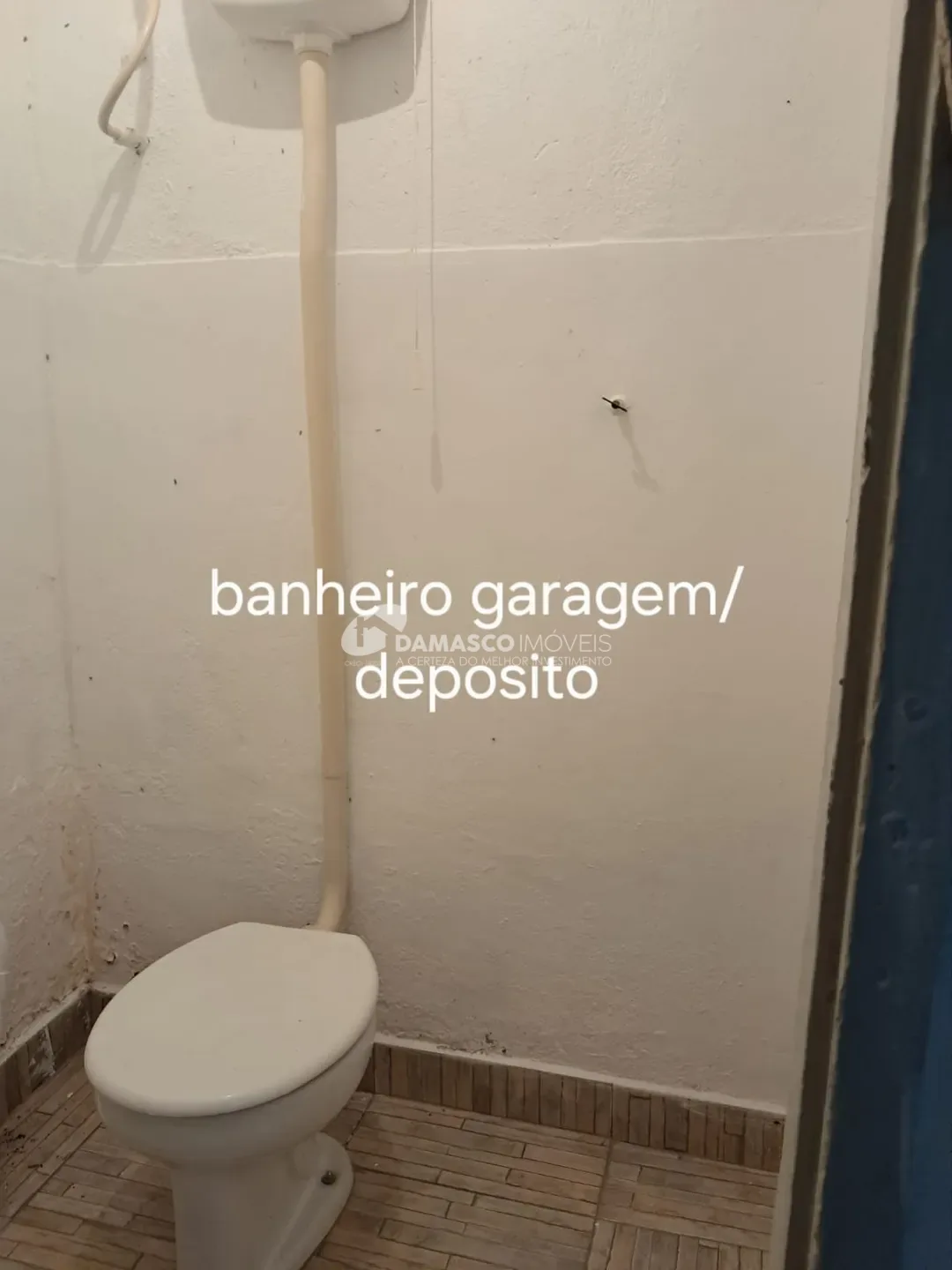 Sobrado à  venda com 178m² de área útil, 2 quartos, 3 vagas, próximo do Complexo Poliesportivo Lauro Gomes, no Bairro Olímpico, em São Caetano do Sul, SP