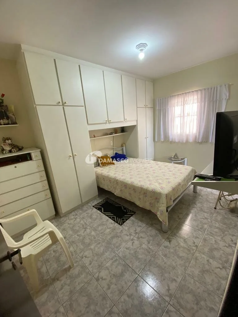 Sobrado à venda 3 Quartos, 1 Suite, 3 Vagas, 222M², Vila Palmares, Santo André - SP