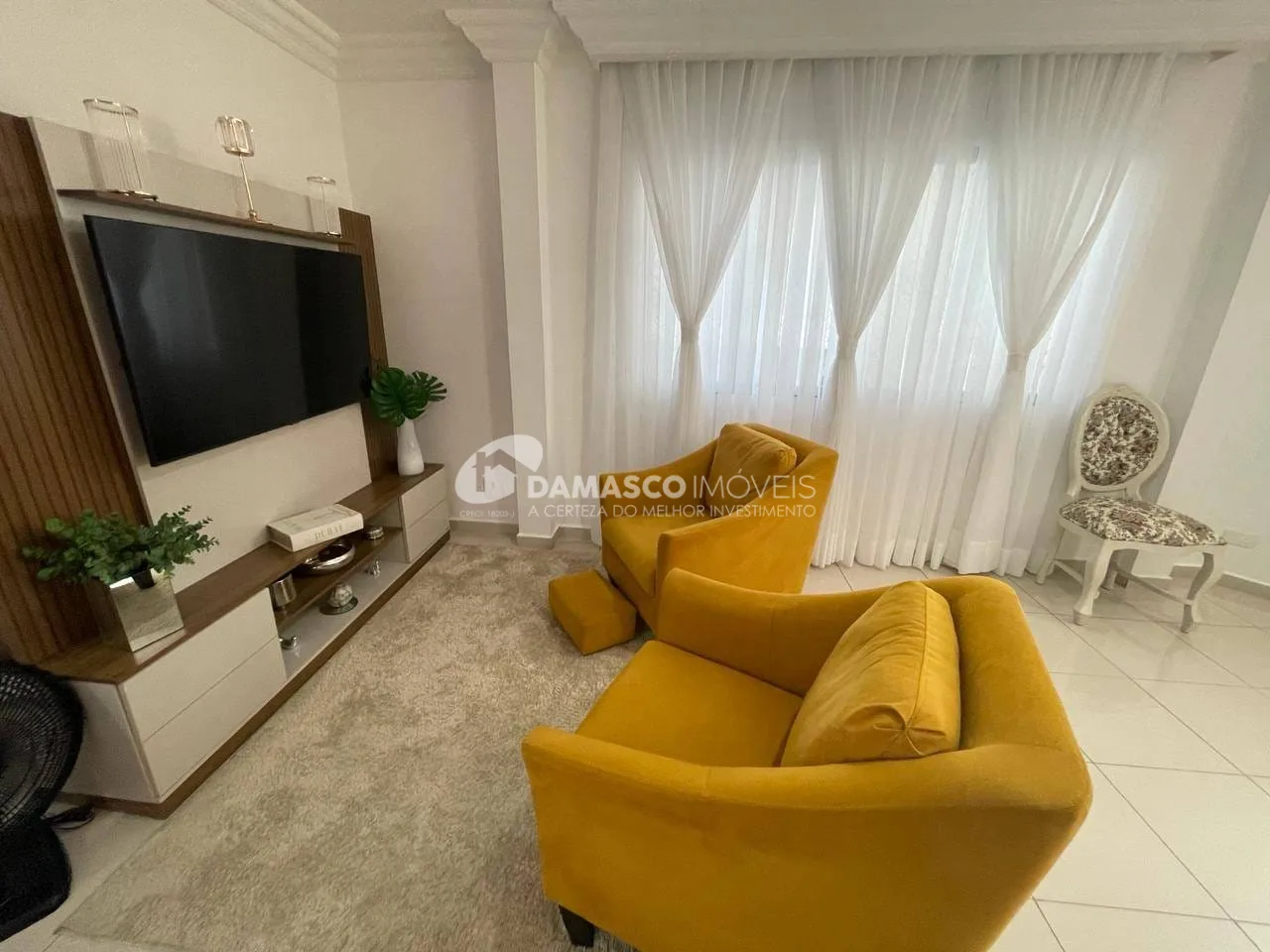 Sobrado de Alto Padrão à Venda no Jardim São Caetano | 6 Dormitórios | Até 10 Vagas