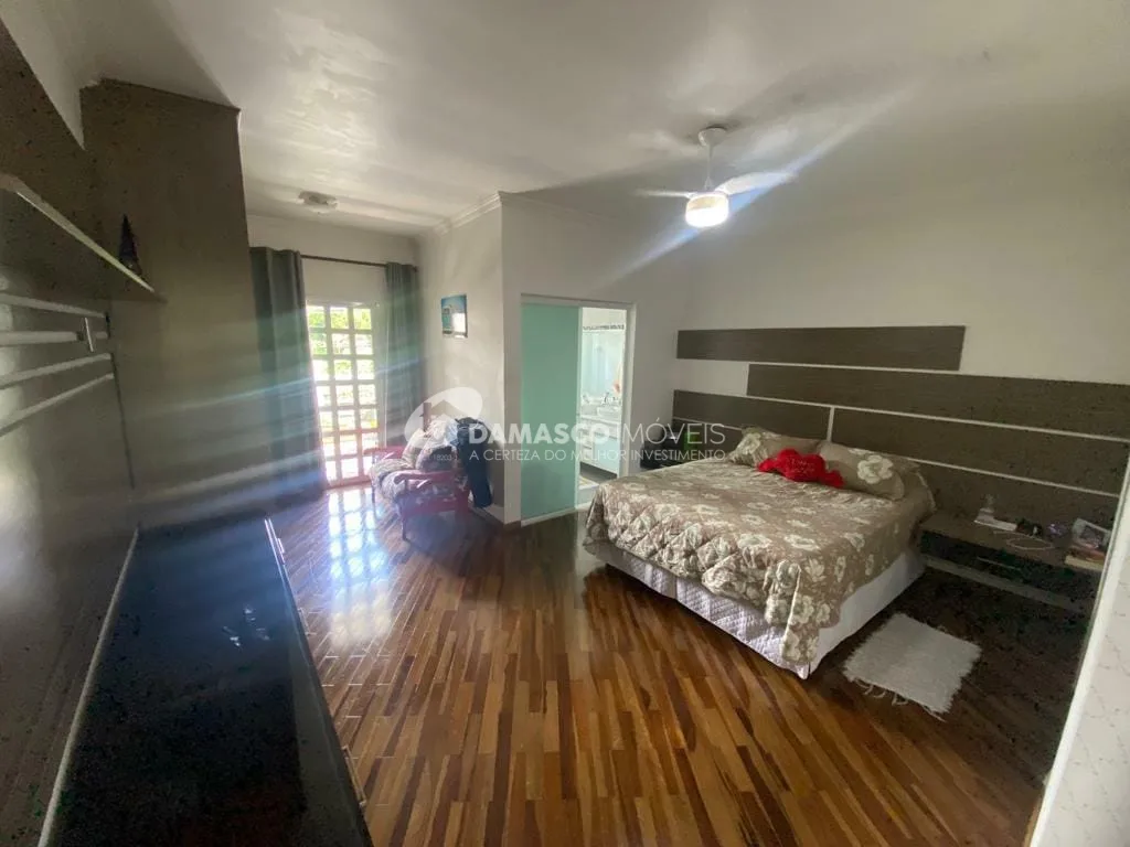 Sobrado à venda 3 Quartos, 3 Suites, 4 Vagas, 347M², Campestre, Santo André - SP