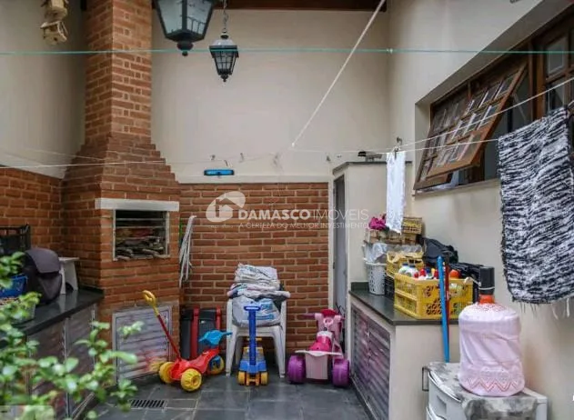 Sobrado à venda 3 Quartos, 3 Suites, 4 Vagas, 245M², Cerâmica, São Caetano do Sul - SP