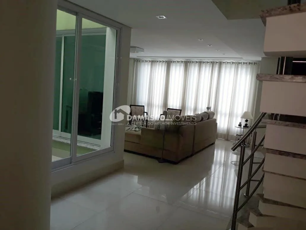 Sobrado à venda 3 Quartos, 3 Suites, 6 Vagas, 306M², Olímpico, São Caetano do Sul - SP