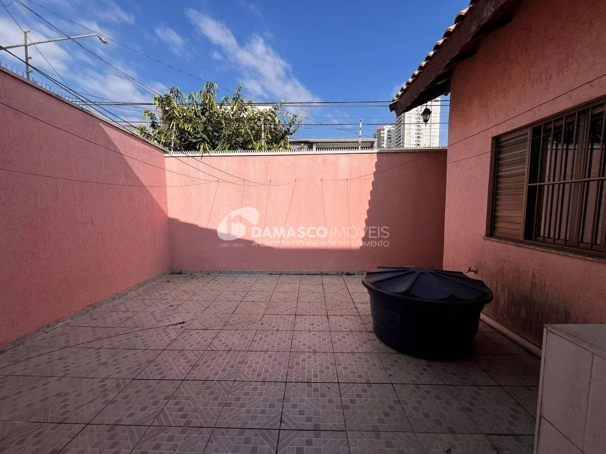 Casa térrea com 4 dorm, 2 suítes, 5 vagas no bairro Olímpico