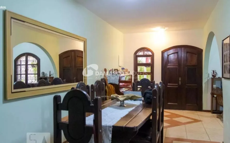Sobrado à venda 4 Quartos, 1 Suite, 3 Vagas, Mauá, São Caetano do Sul - SP