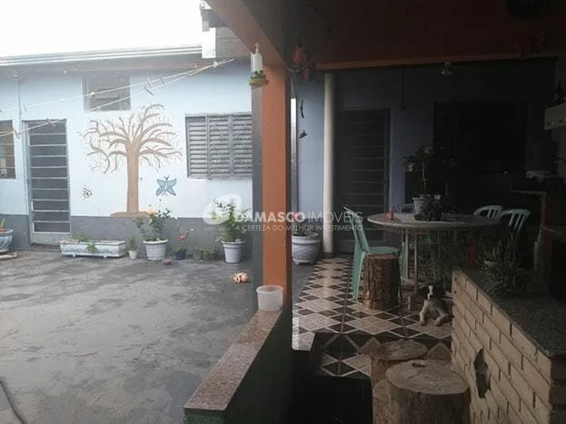Casa à venda 3 Quartos, 1 vaga, 280M², Parque Gramado II, Araraquara - SP