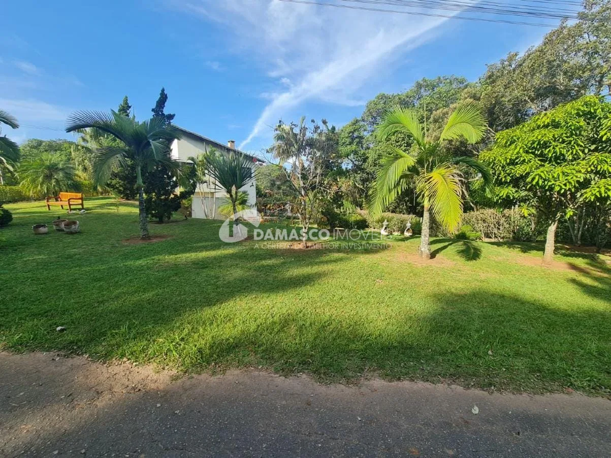 Casa à venda 3 Quartos, 3 Suites, 450M², Avenida Estrutural Leste, Ibiúna - SP